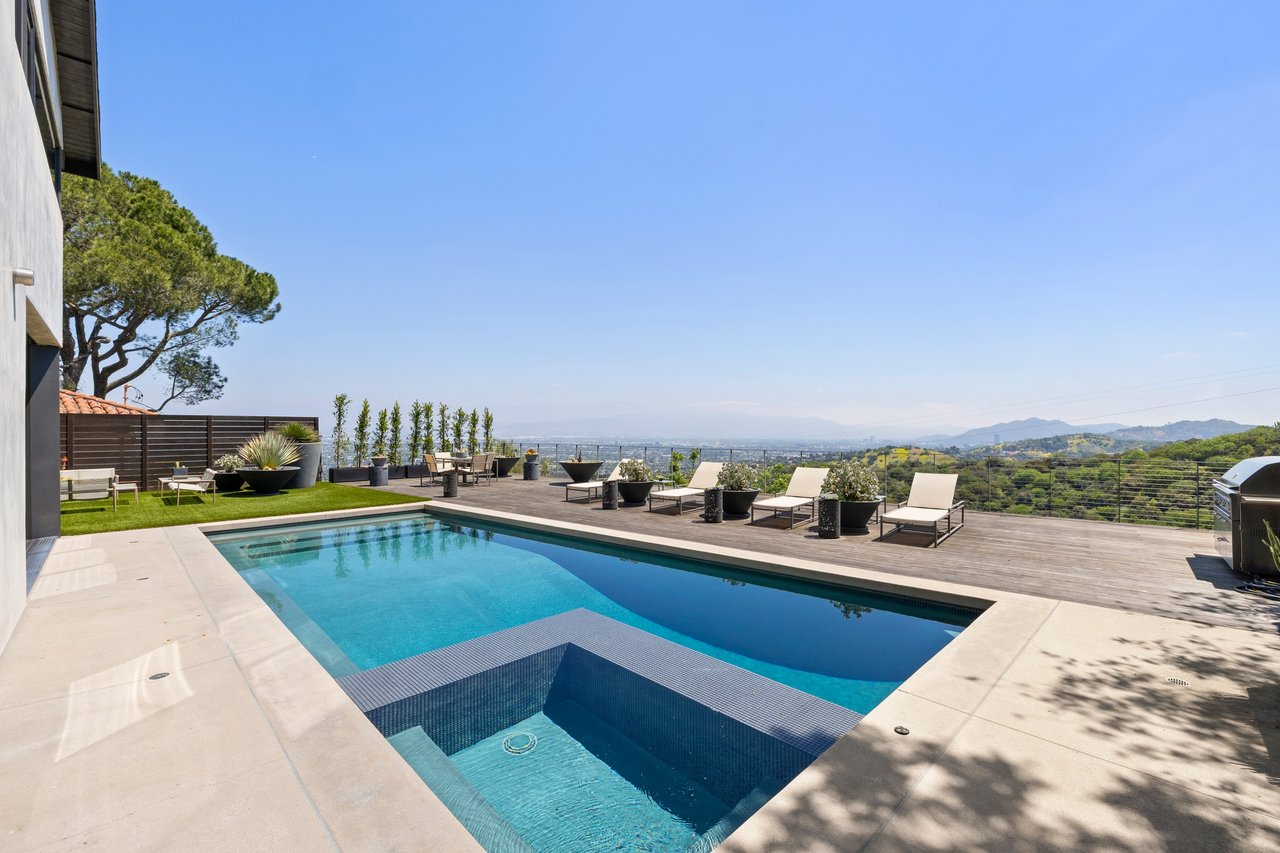 3337 Beverly Ranch Road
