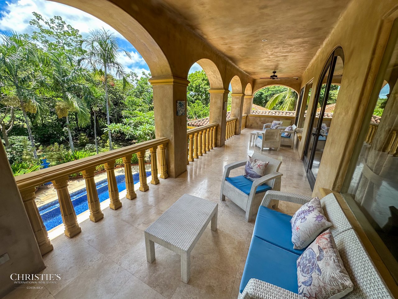 Golf-Front Tuscan-Style Estate – Villa Tuscana