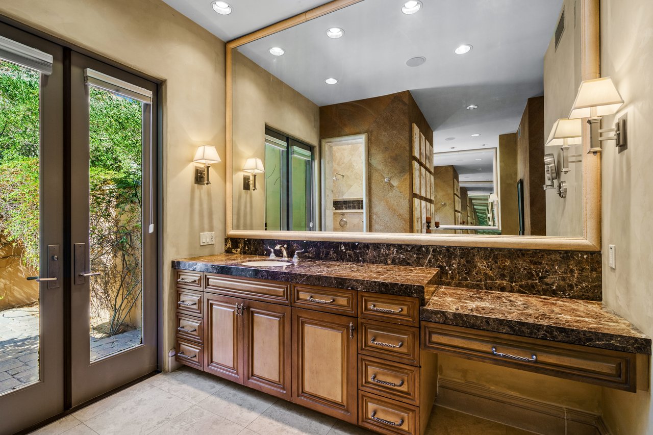 2 Nebulae Way, Rancho Mirage