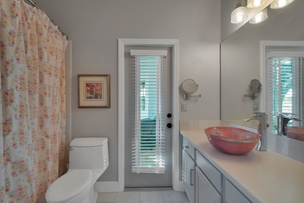 10929 Arrowtree Boulevard