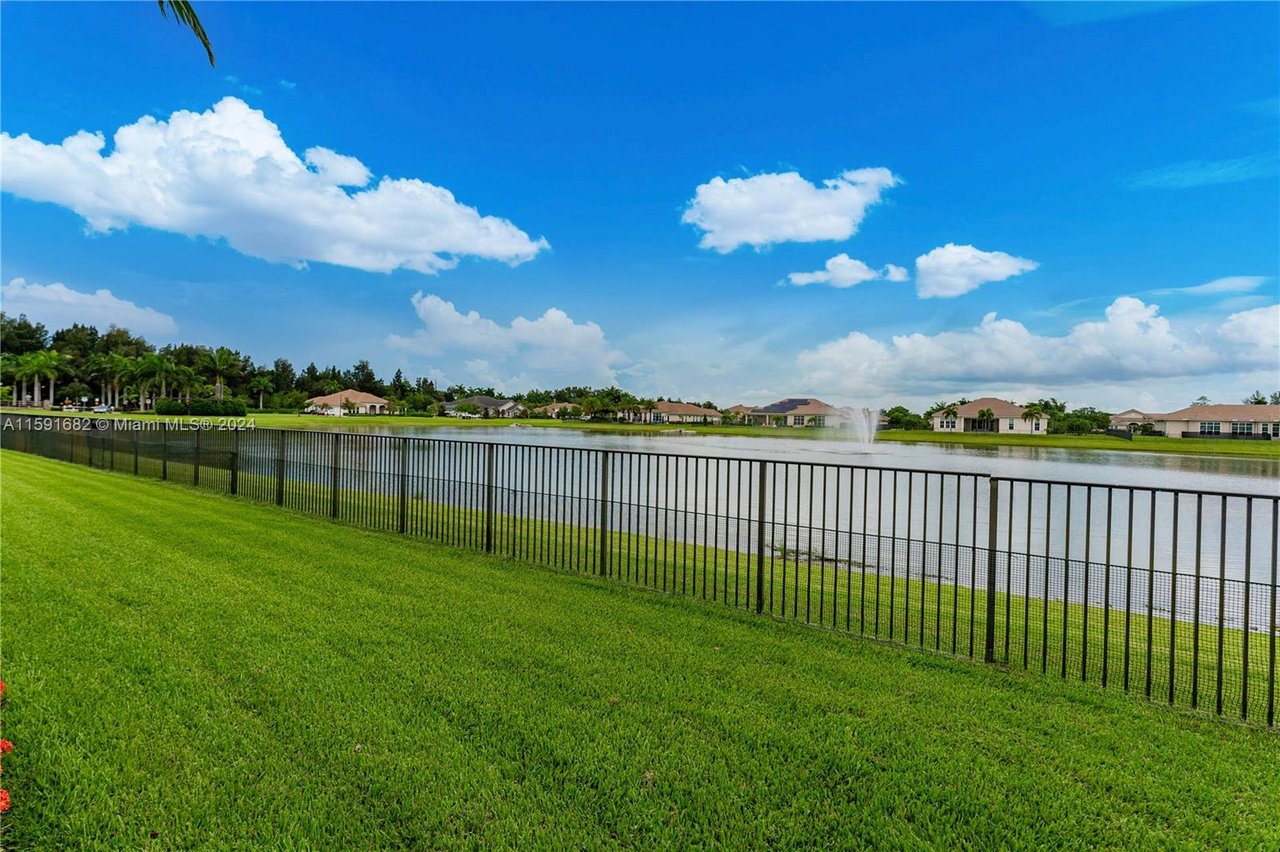 5669 S Sterling Ranch Dr