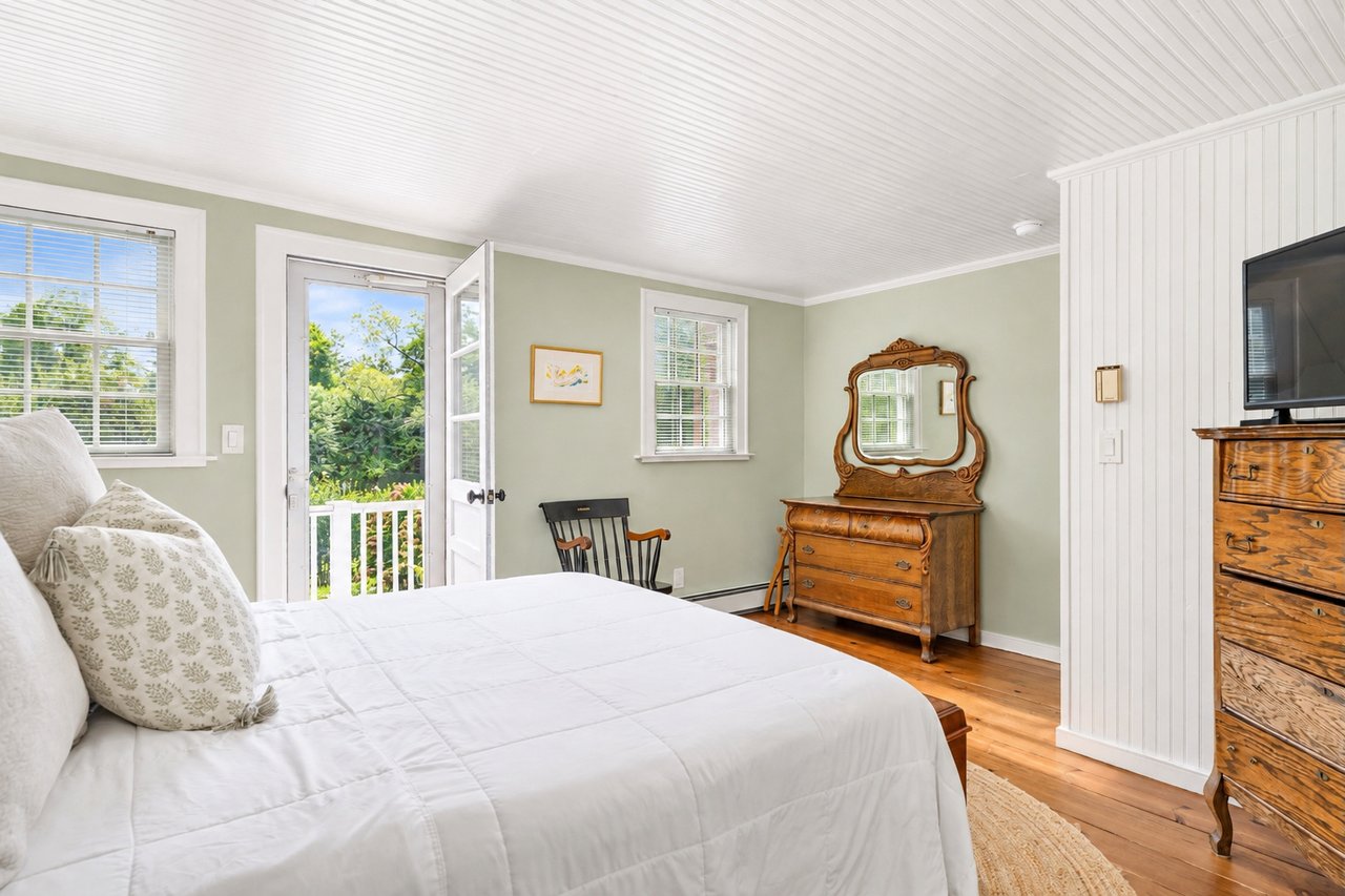 8 Tuthill Point 