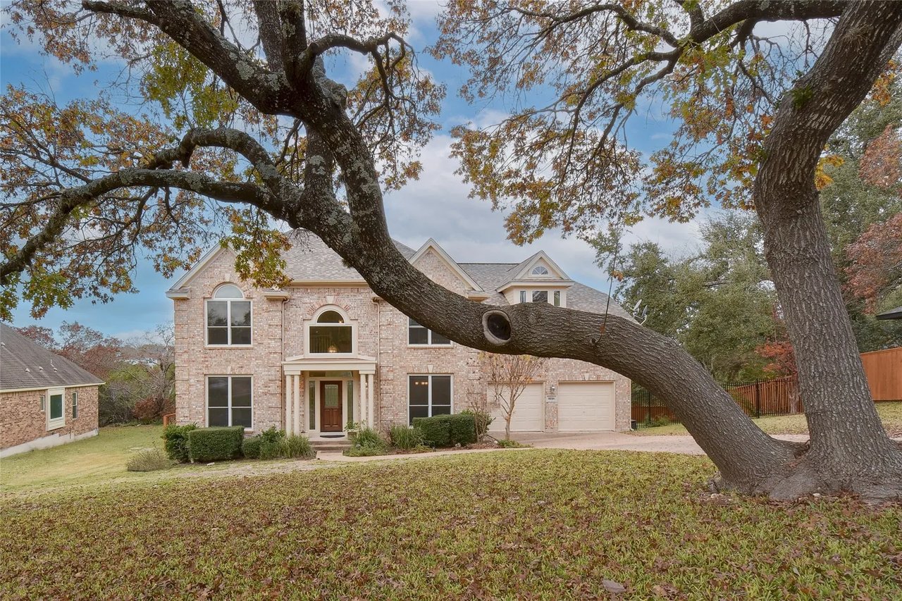 9234 Scenic Bluff Dr