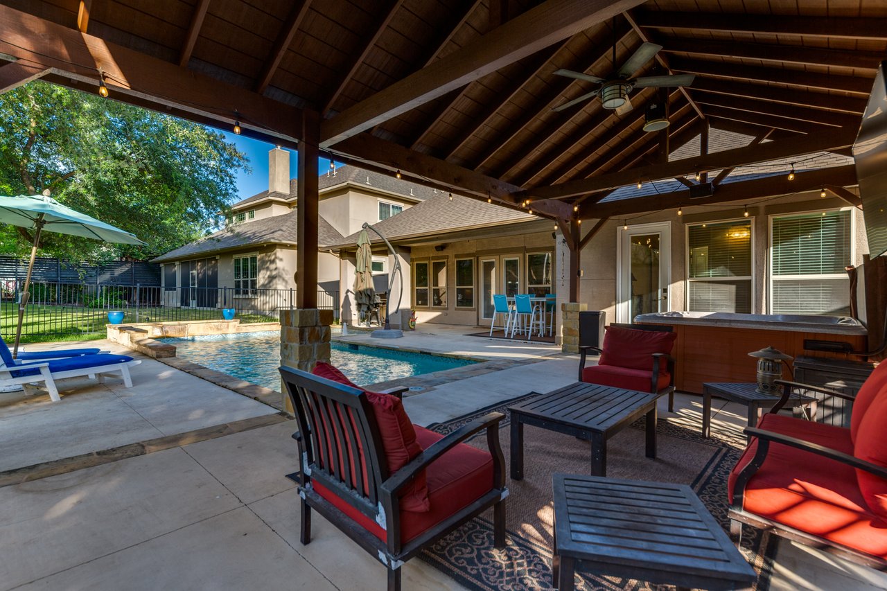 2319 Dunmore Hill
