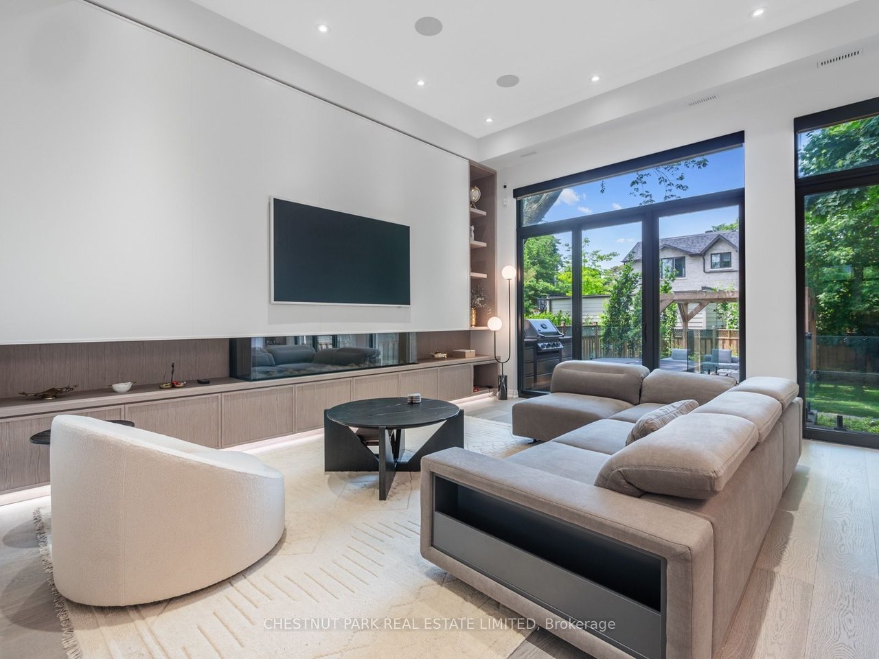 50 Southvale Dr
