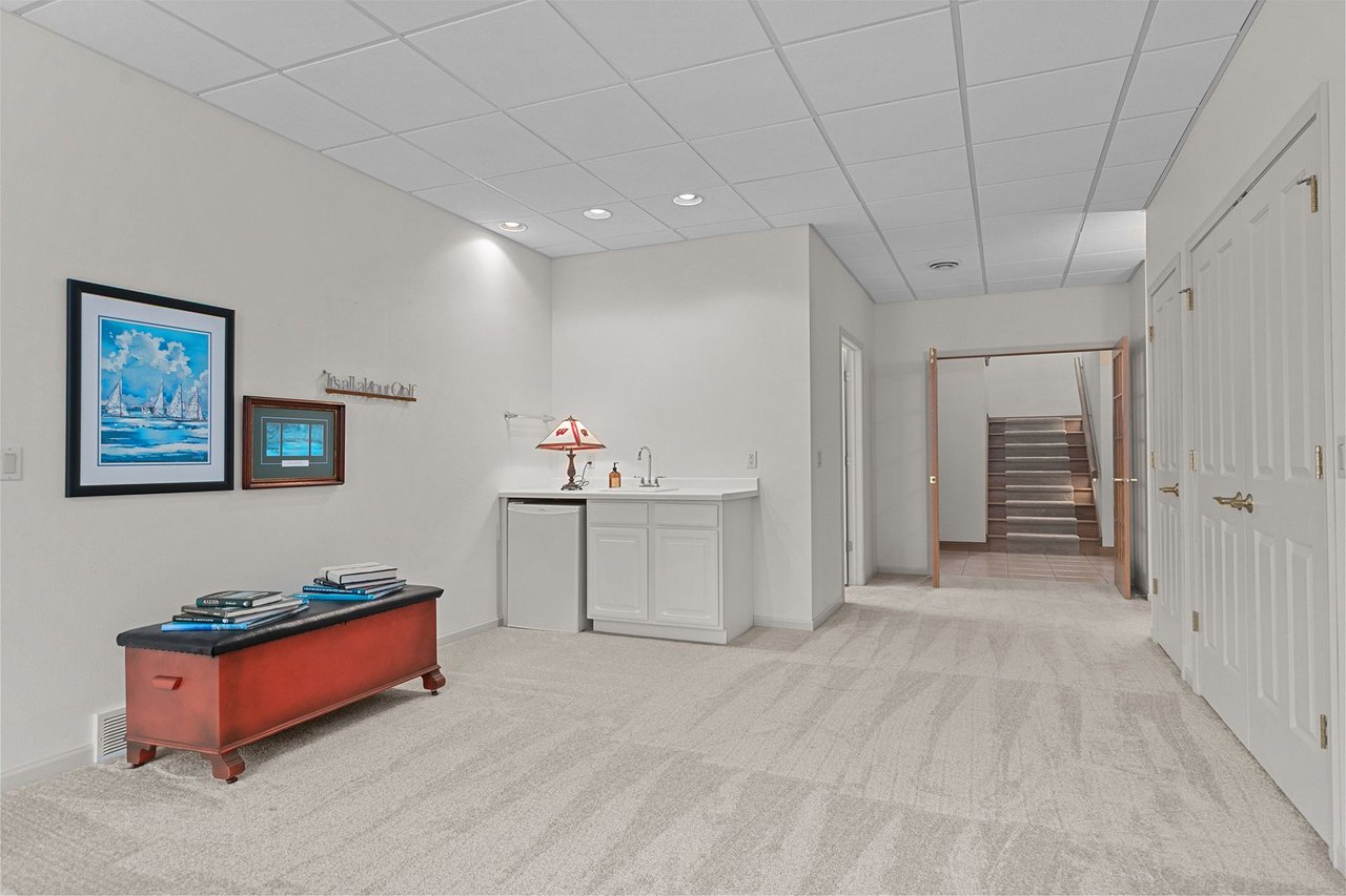 N4725 N Lakeshore Drive