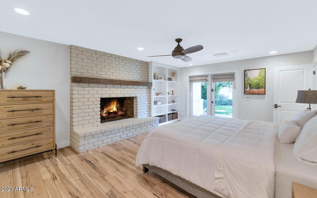 Just Sold: 4474 E Calle Del Norte