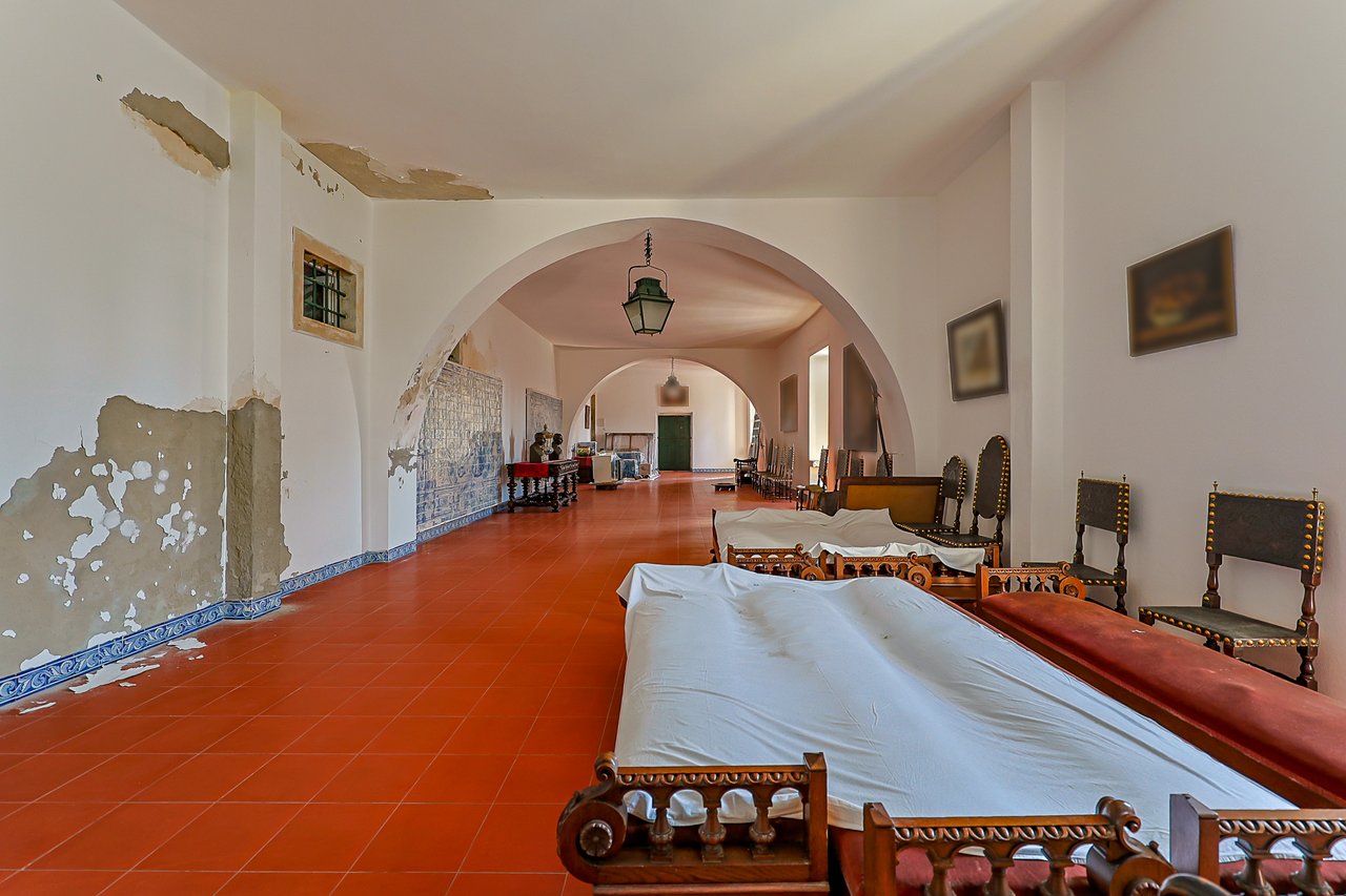 Magnificent 17th-Century Palace with  76,400 m² Estate Near Coimbra
