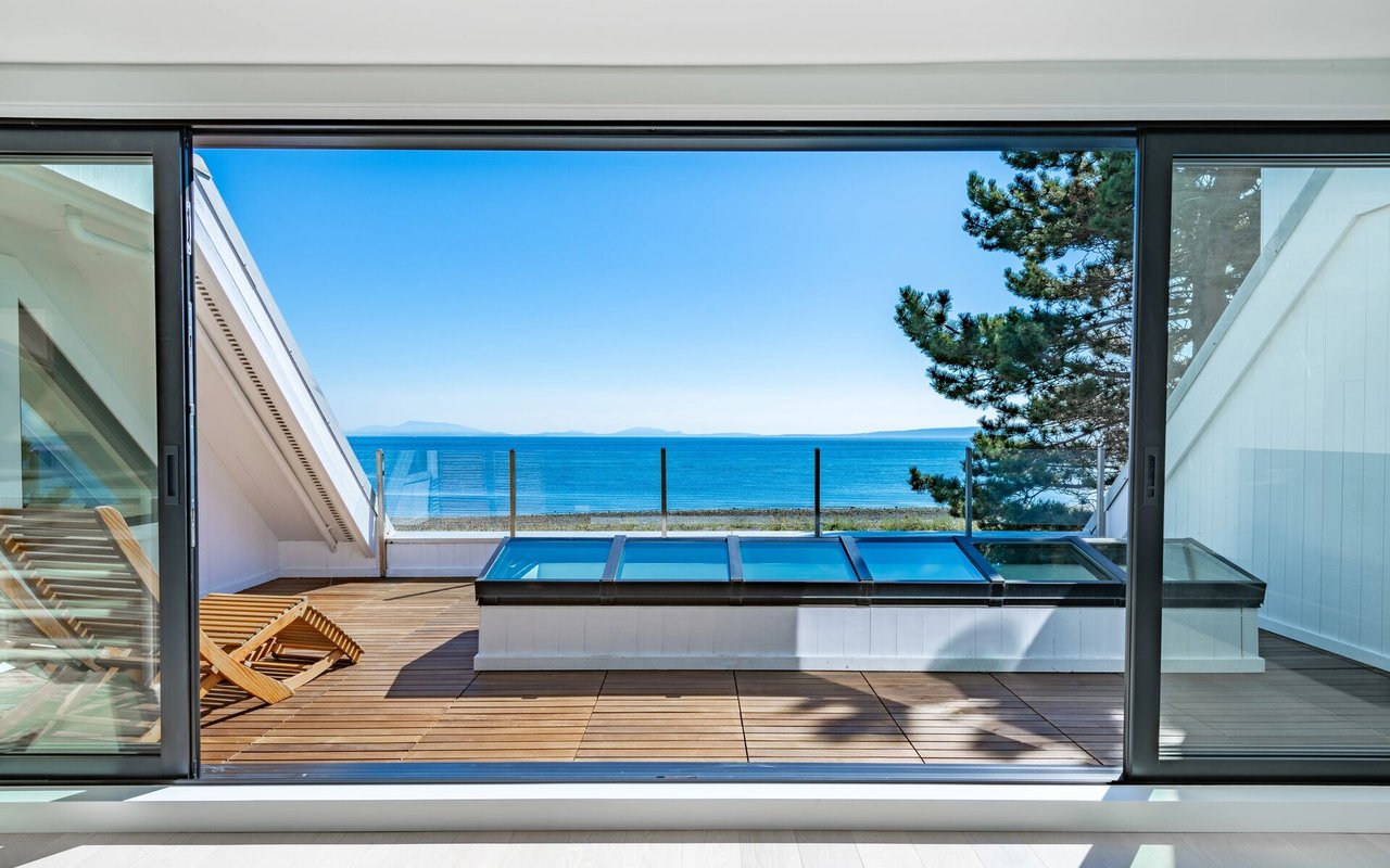 Alexis Veclotch and Jaime Estrada Join Water Pointe Realty Group