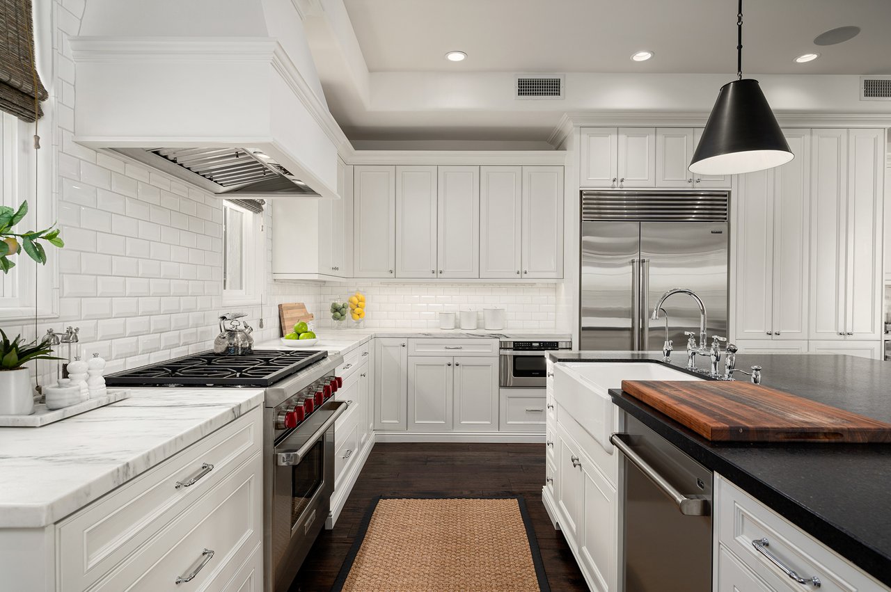 9483 E ROCKWOOD Drive