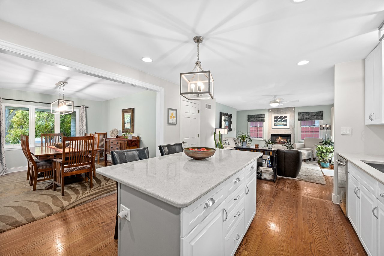 317 39th St, Downers Grove