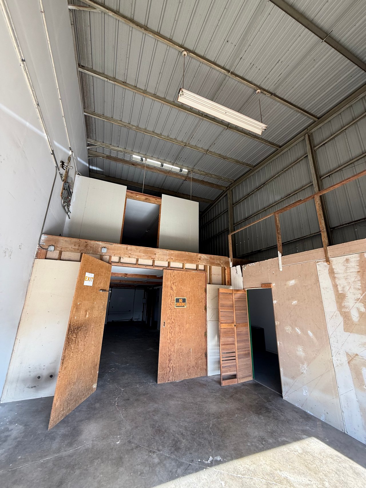 Lihue Industrial Building Bay 1