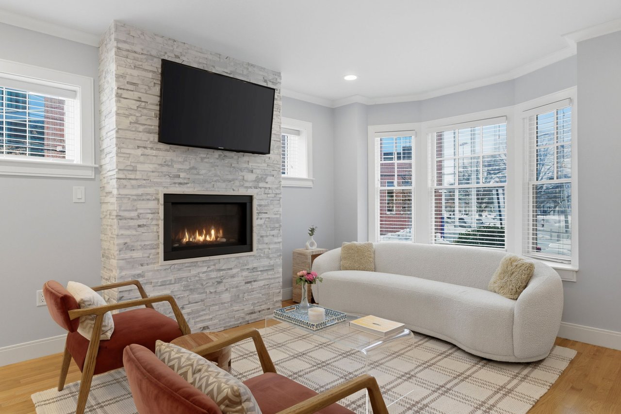 140 SUMNER ST #1