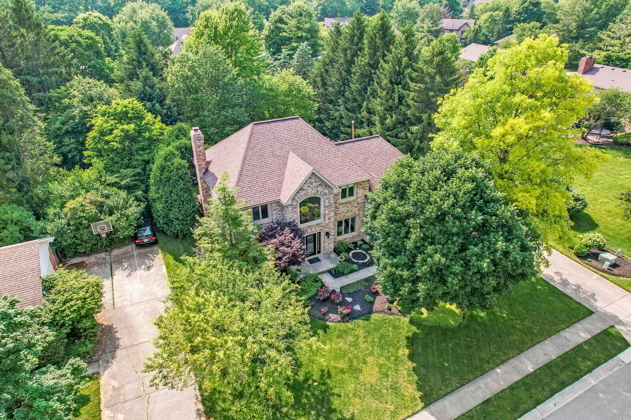 8712 Admirals Bay Drive