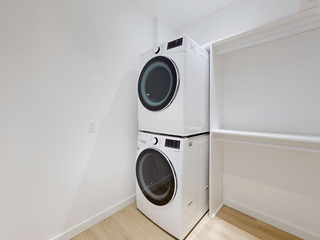 17 Humewood Dr Suite 2