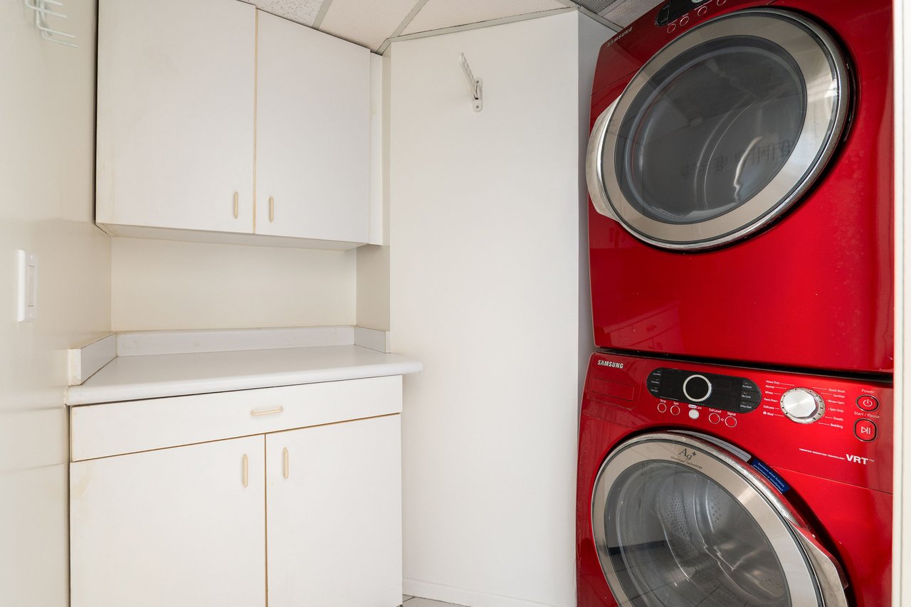 1010 California Ave #307, North of Wilshire