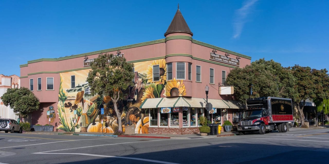 7 Best Grocery Stores on the San Mateo Coast | Ocean Element