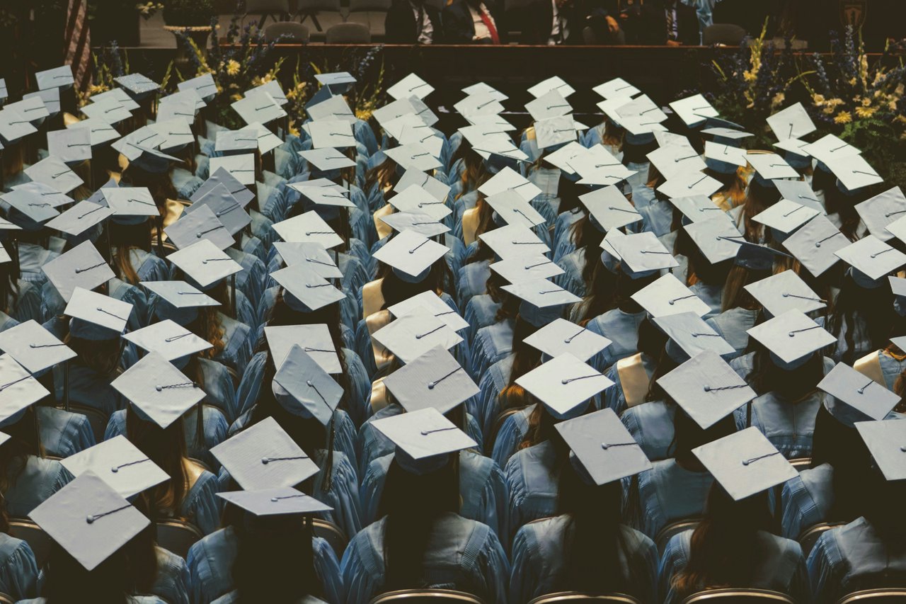 8 personal finance tips for recent graduates