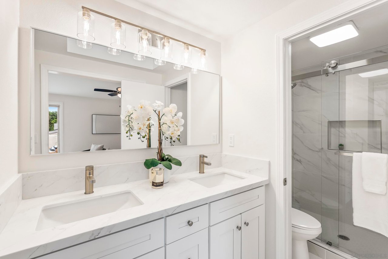 8871 Caminito Primavera, La Jolla, CA 92037