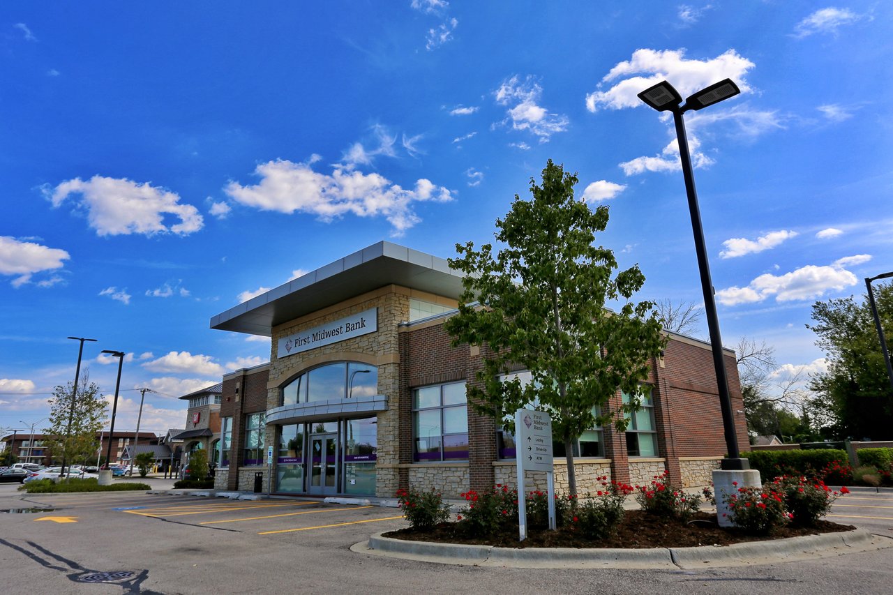 First Midwest Bank