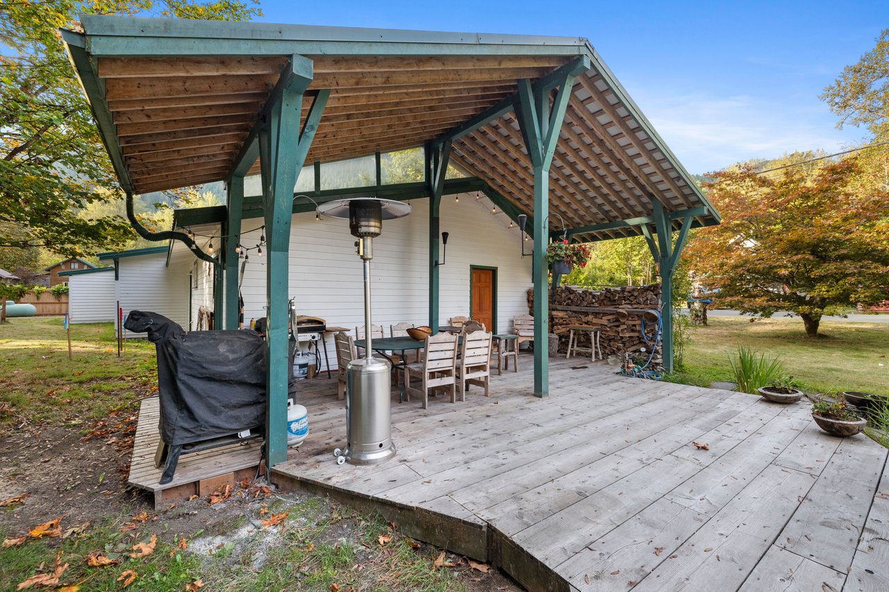 71636 NE. Old Cascade Hwy., Skykomish, WA 98288