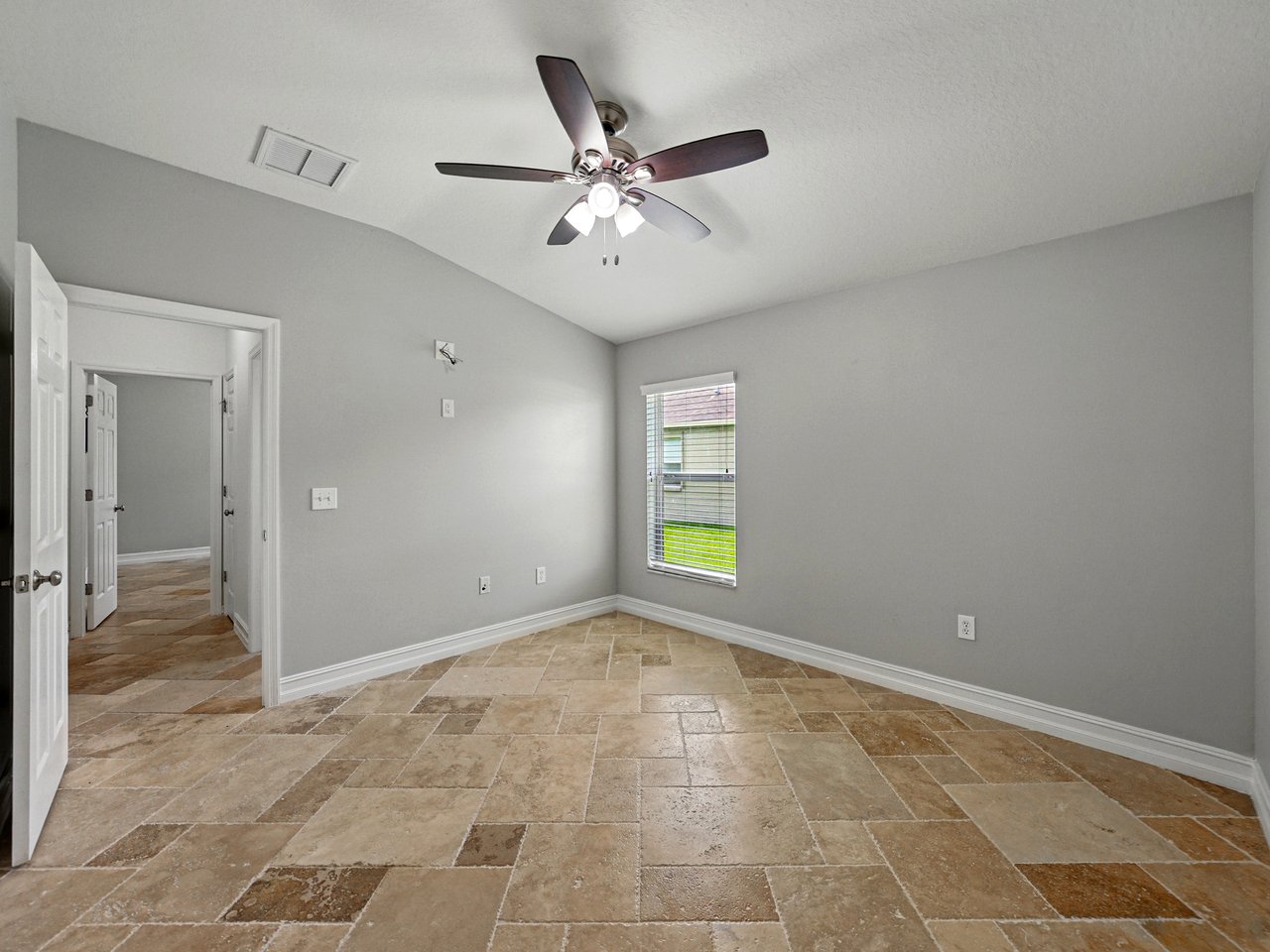 6957 BOULDER RUN LOOP
