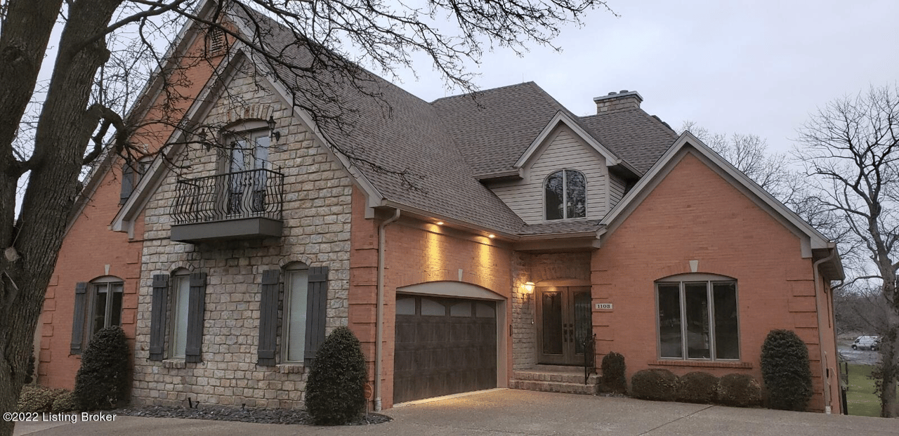 1103 Balmoral Dr