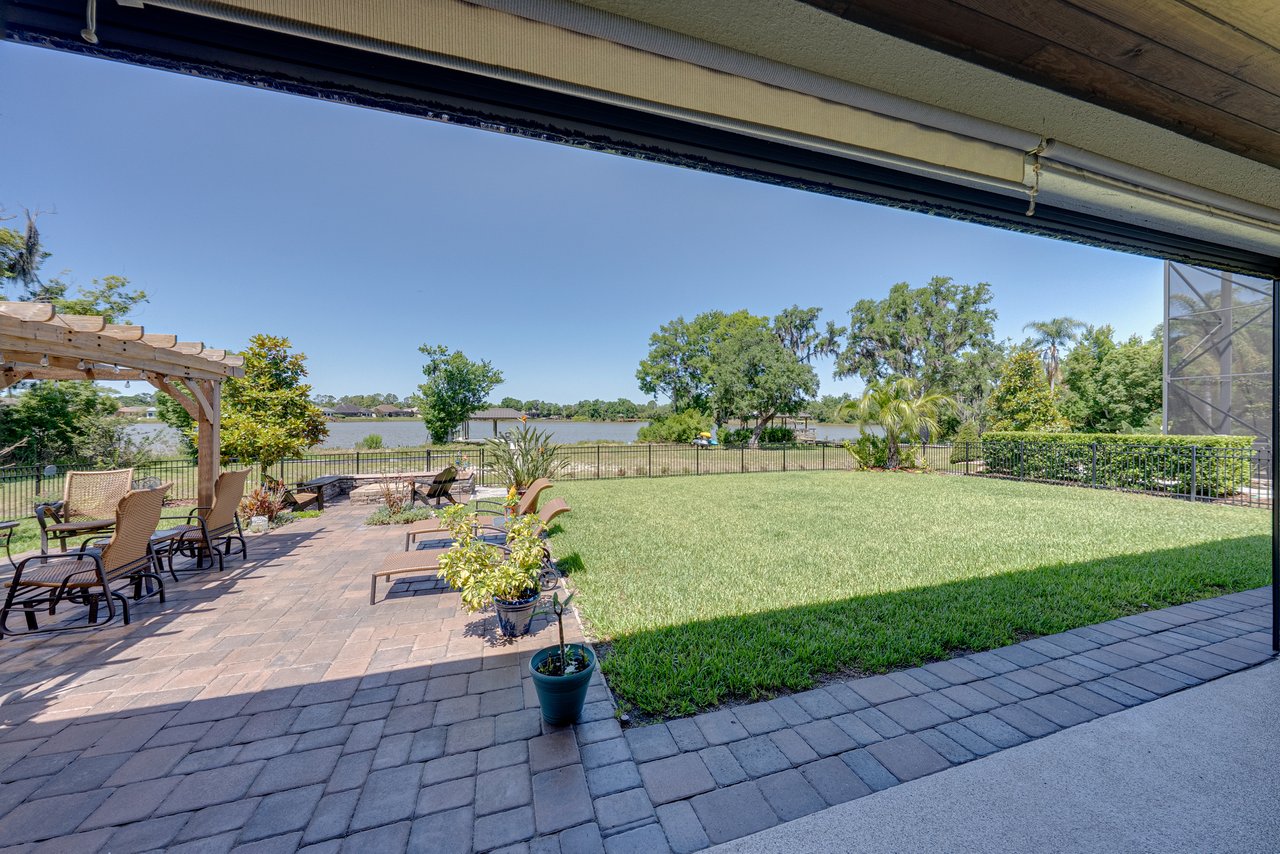 6743 Sunset Vista Way 