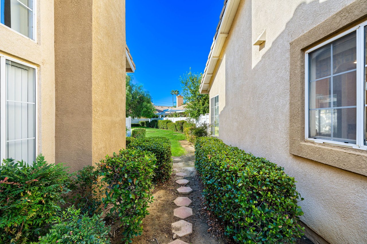 1425 Allin Lane