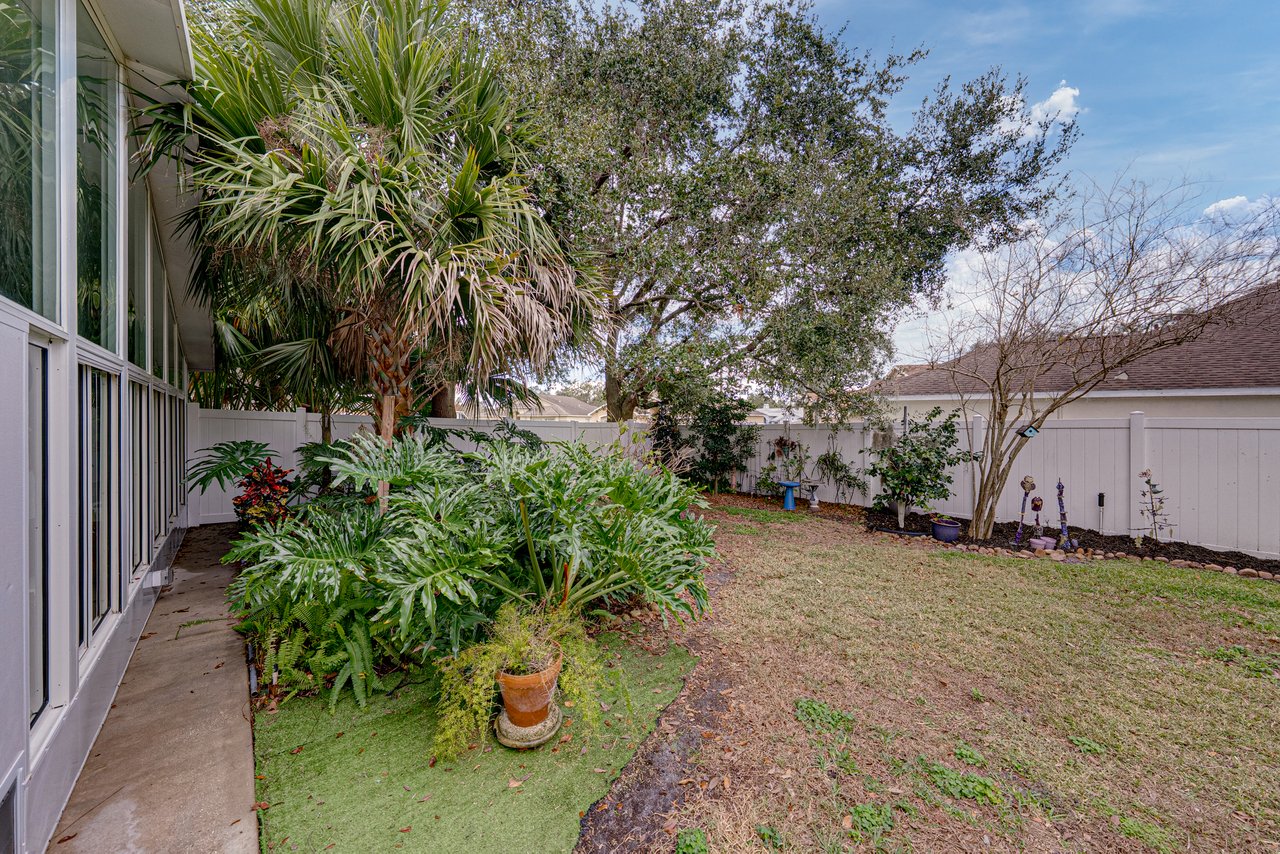 5240 NEW BRITTANY LN