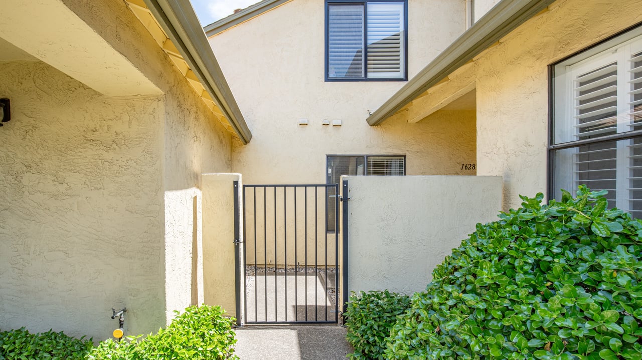 1628 Porter Way