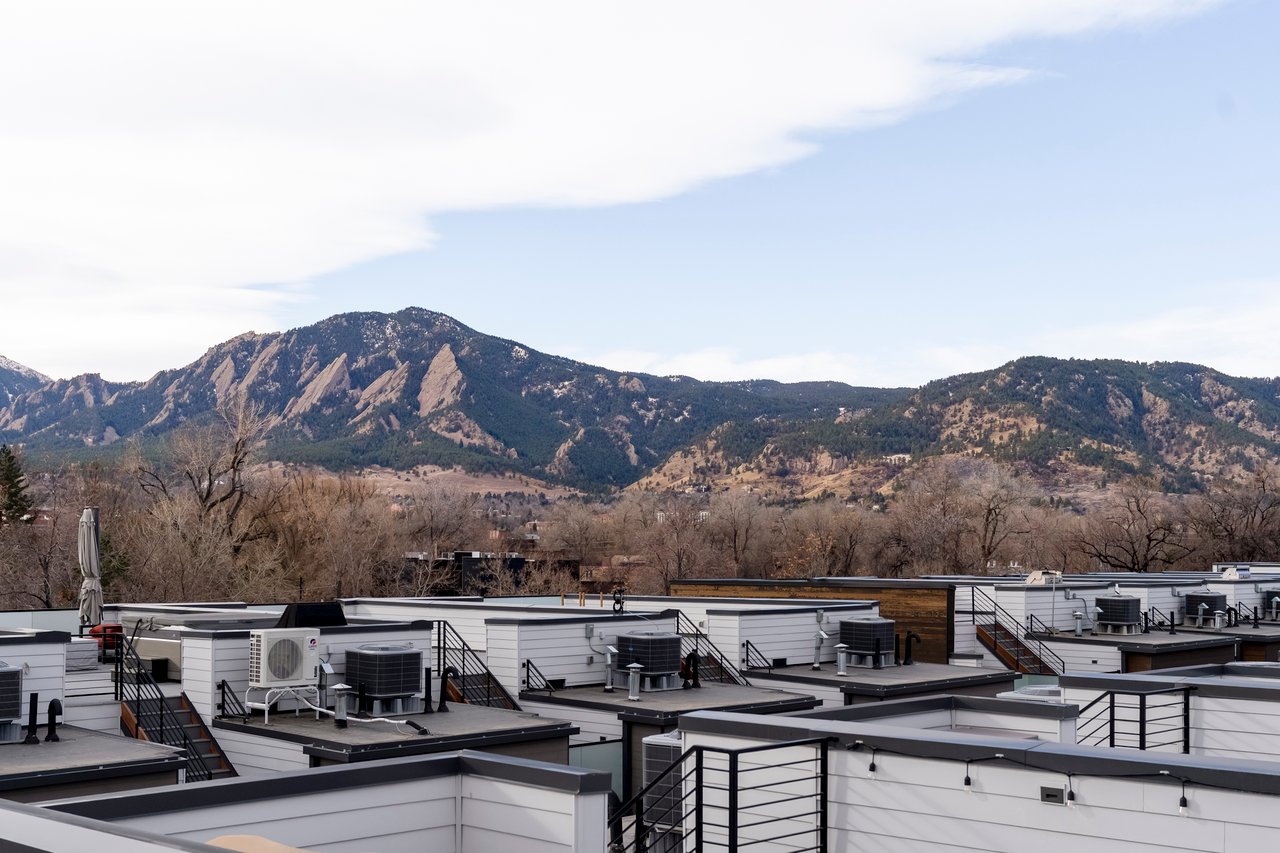 2465 Walnut Street, Unit 13