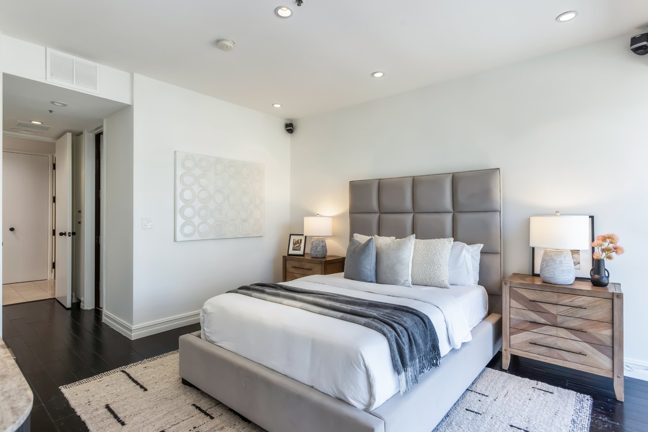 10750 Wilshire Blvd #503, Westwood