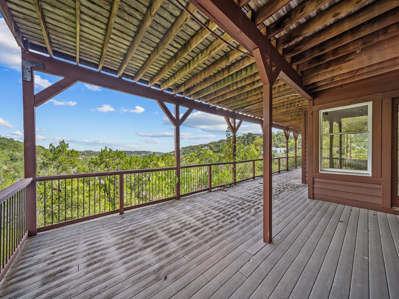 1302 Circle Ridge Drive