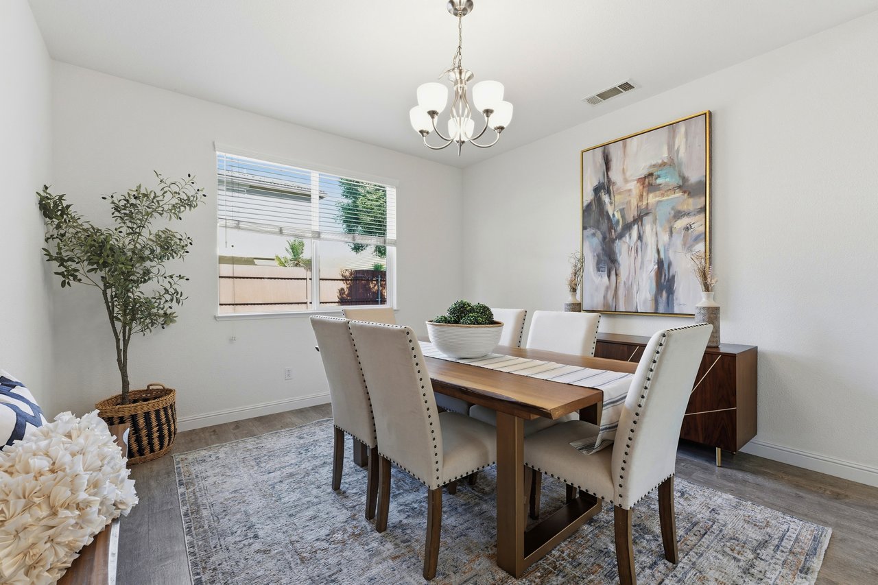 15 Vitruvius Court, Oakley