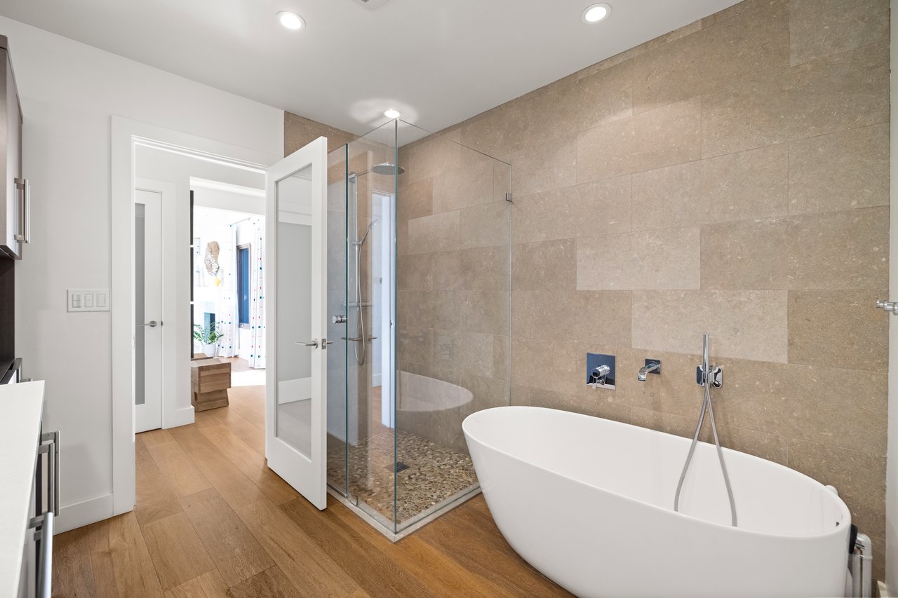 1522 Knoll Circle Drive