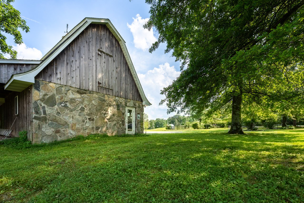 401 Woodmont Road