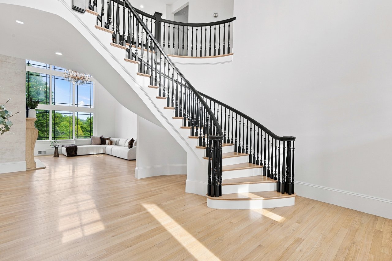 An Exceptional Southborough Estate