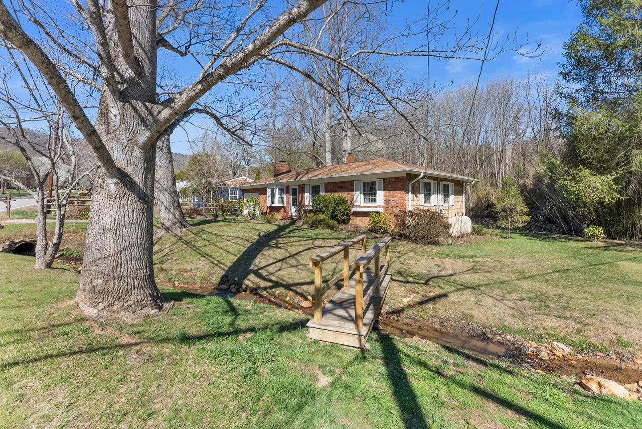 879 New Haw Creek Road