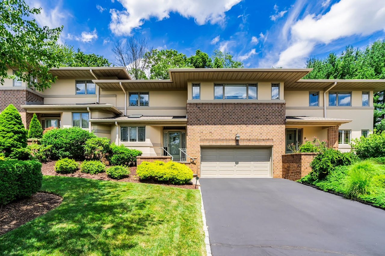 23 Fox Run Road