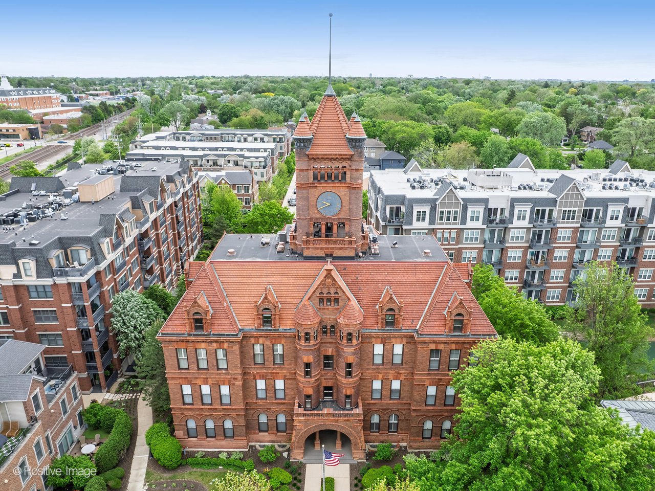 Living in Wheaton IL – What Move-Up Buyers Need to Know in 2026