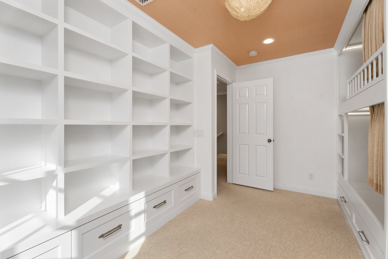 2582 Bungalow Place 70