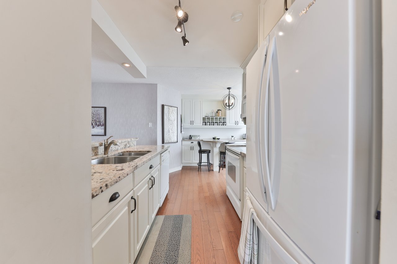 20 Cherrytree Drive #1104