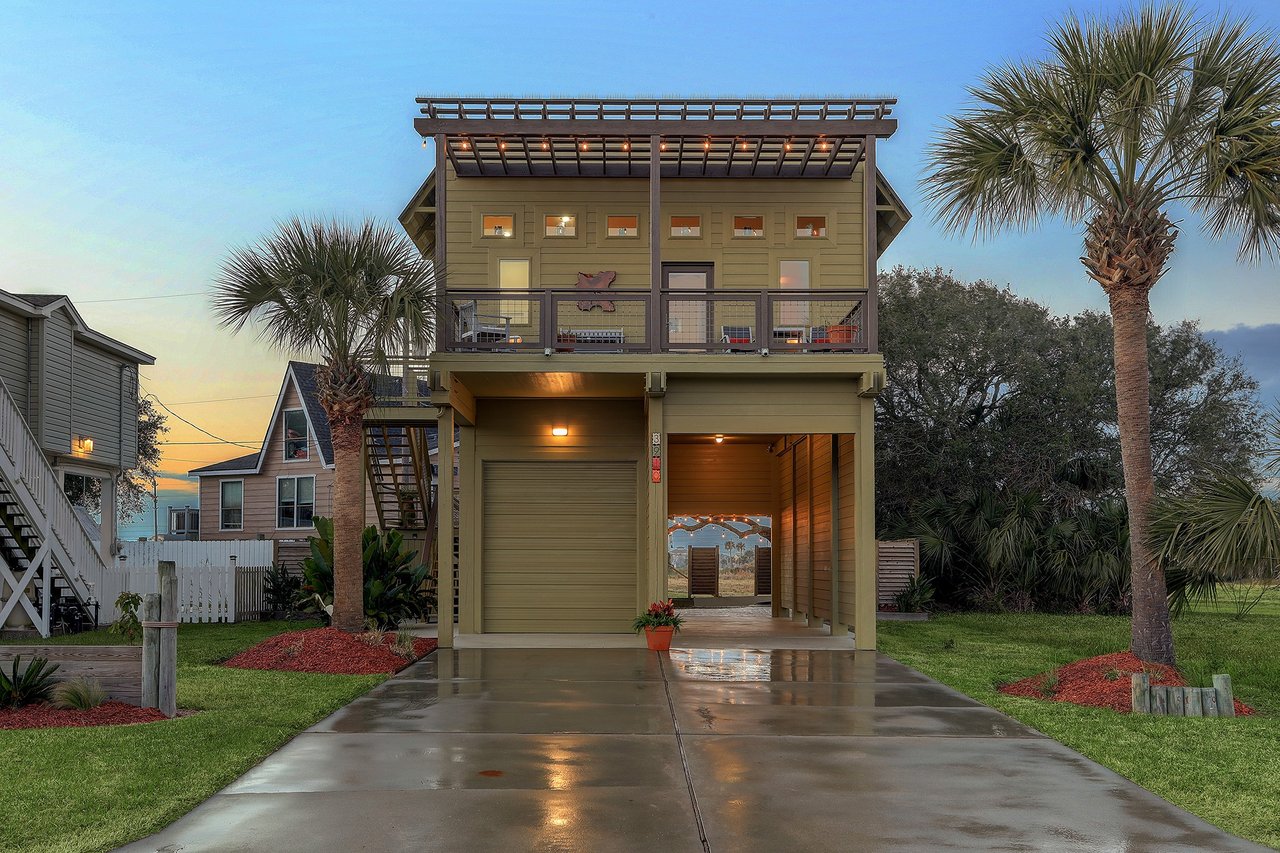 3910 Pirates Beach Cir