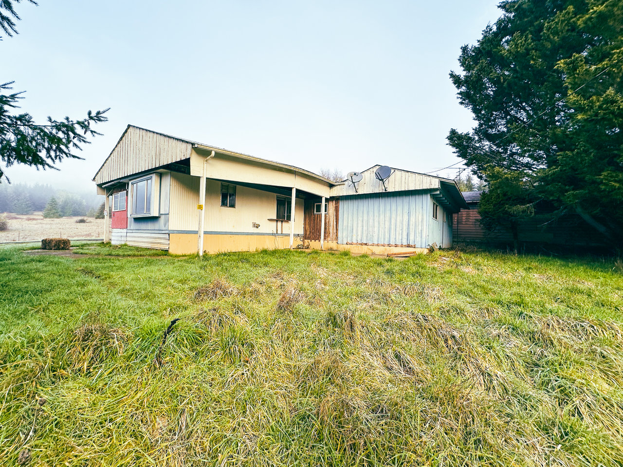 HARRIS FARM & FOREST