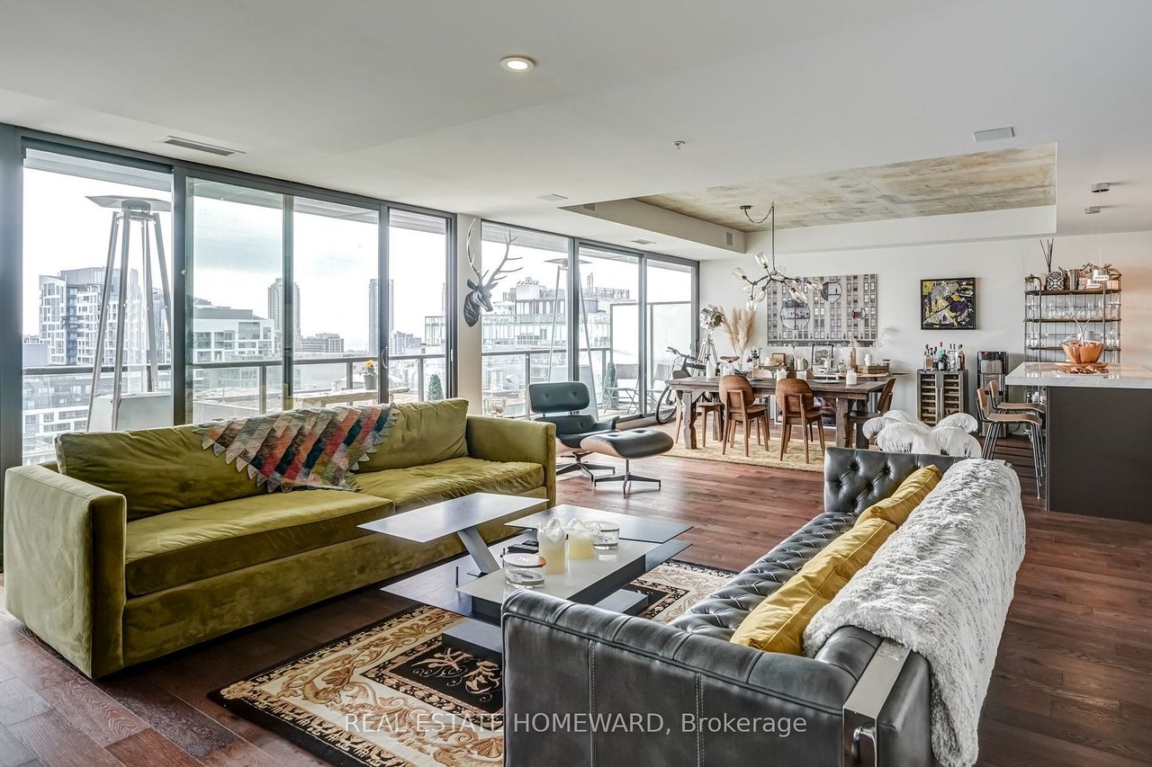 KING WEST LUXURY 