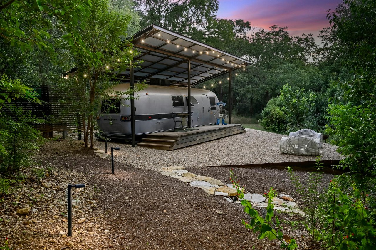 2212 River Hills Road