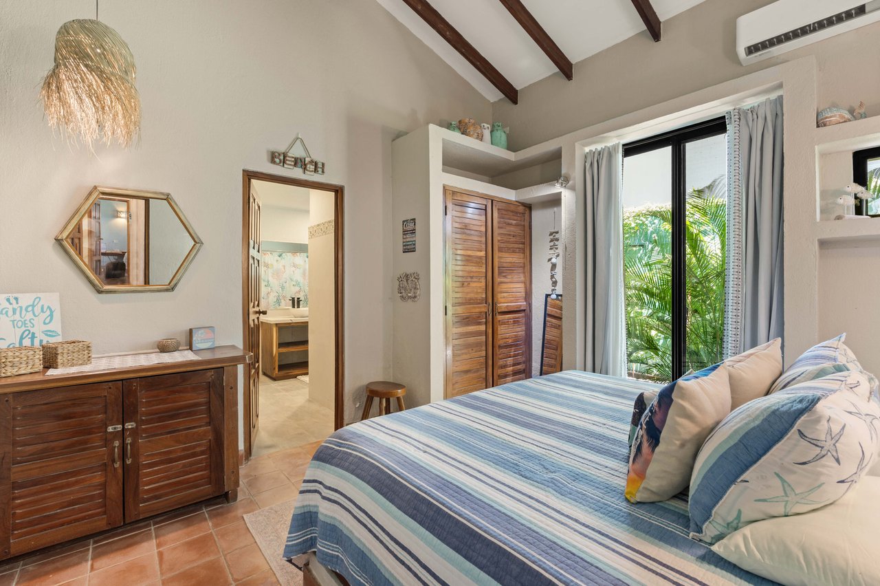 Casa El Coco | Modern Beach Retreat Steps from the Sand in Palm Beach Estates