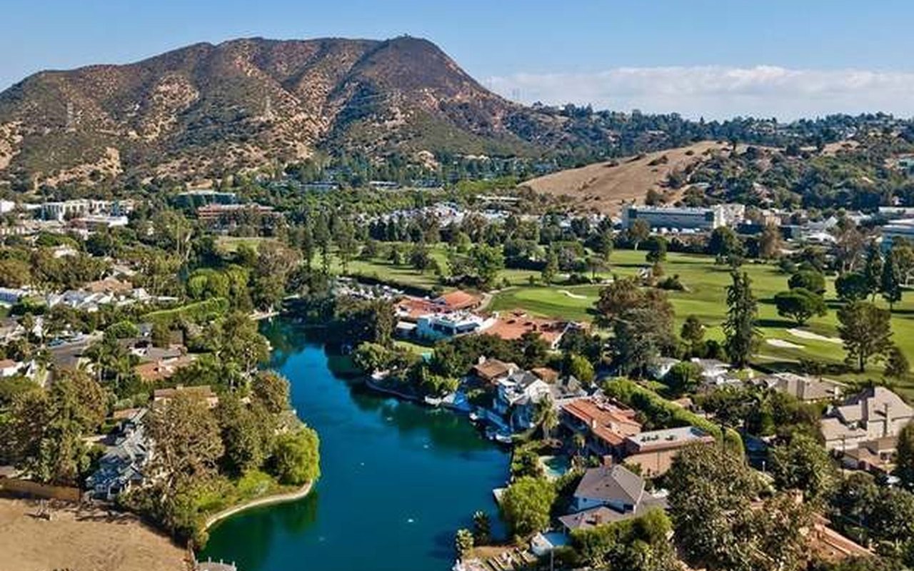 Toluca Lake private lake aerial view luxury estates golf course Los Angeles neighborhood