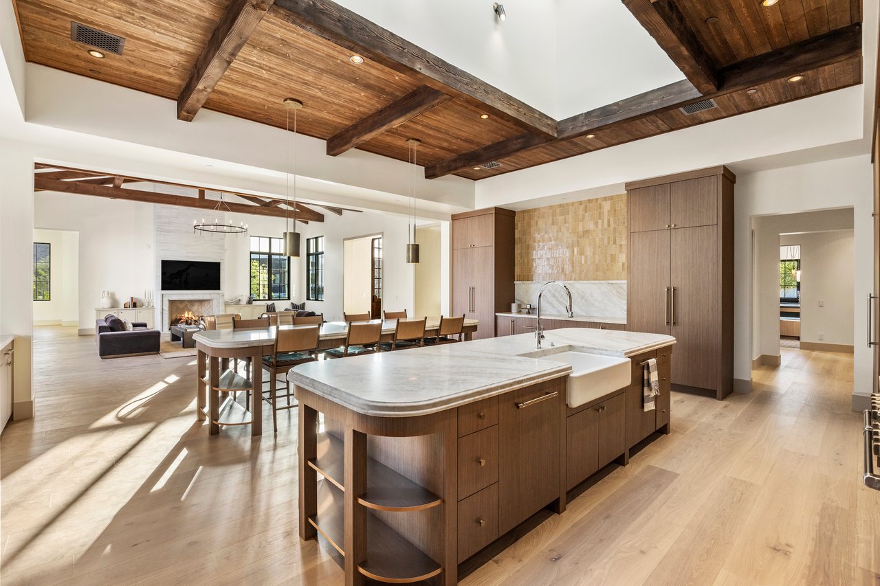 Paradise Valley Spec Home - The Berneil House Success Story